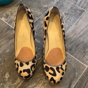 Size 8 leopard calf hair Ivanka Trump 4” heels